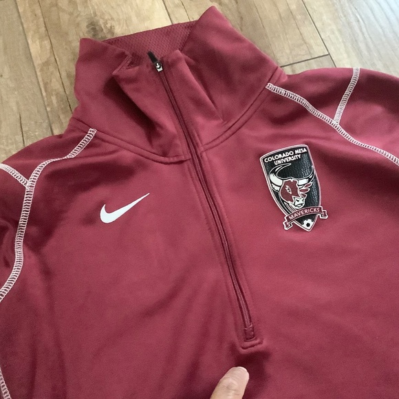 SOLD! Mens Med Nike Therma-Fit Red Fleece Pullover 1/4 Zip 379185-610 Colorado - Picture 3 of 11